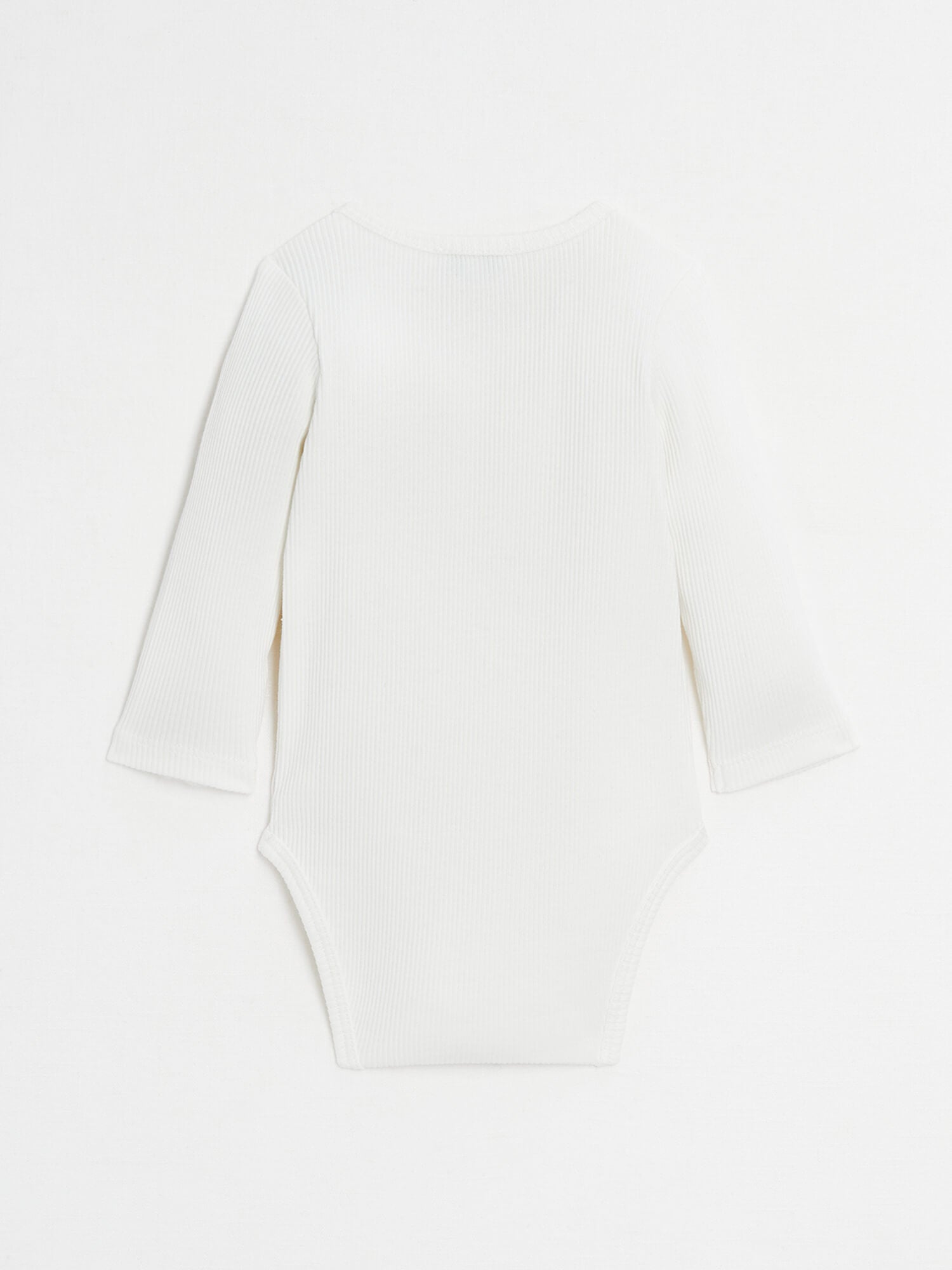 בגד גוף פתיחה מוצלבת צבע אקרו עם רקמת "Amour"