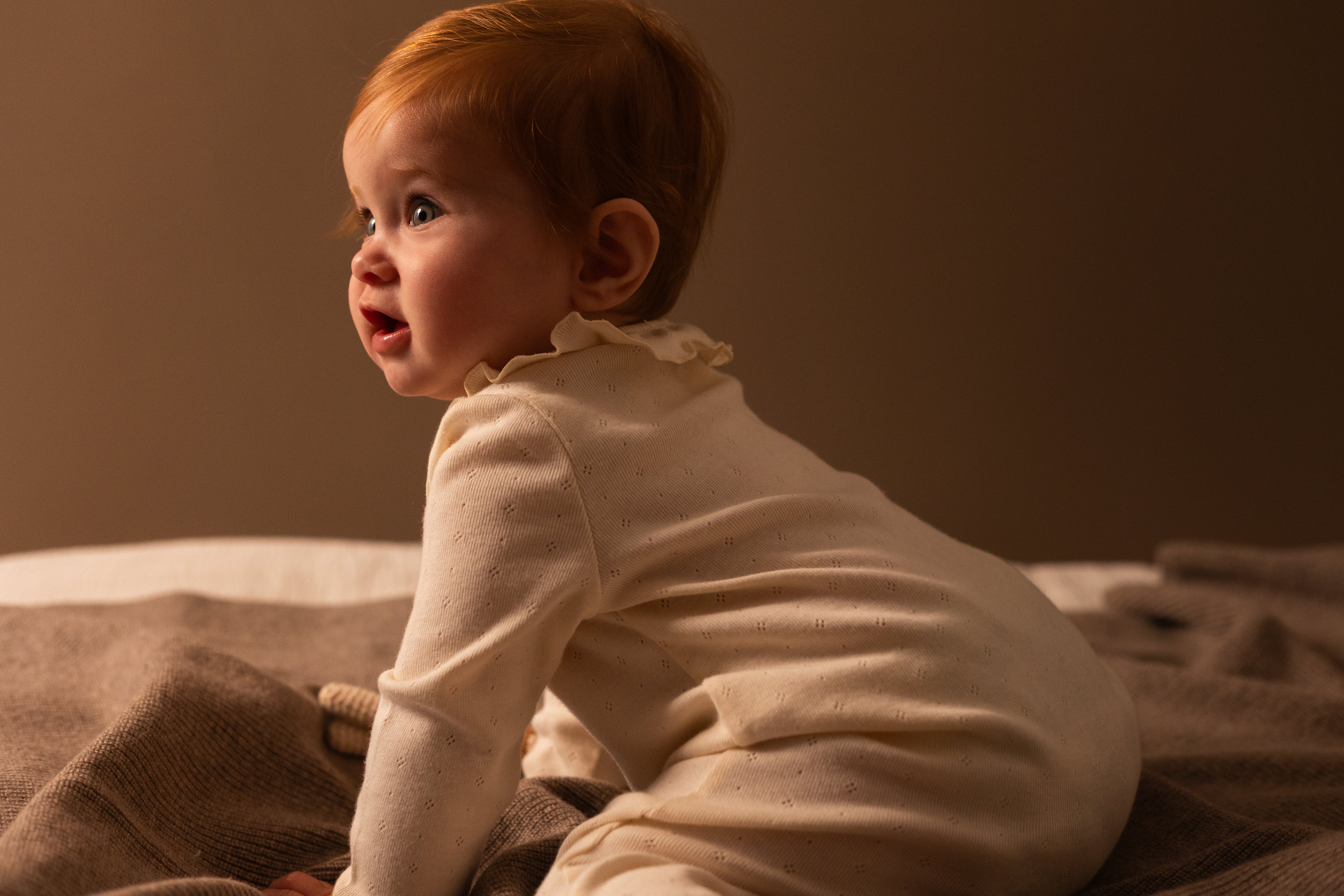 אוברול רגליות קרם מלמלה